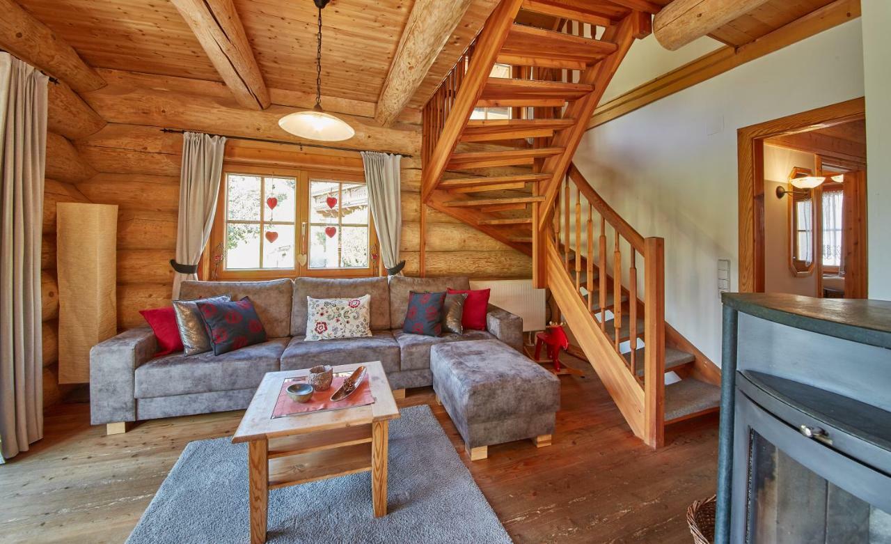 فيلا Chalets Blockhaus Saalbach By Holidayflats24 المظهر الخارجي الصورة